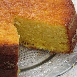 Bolo de coco e ananás