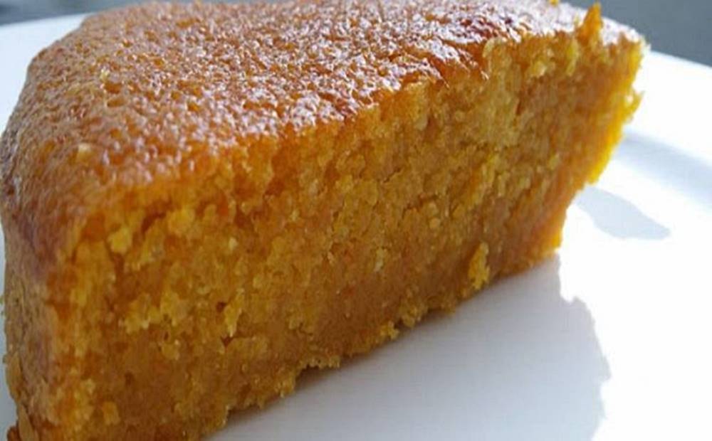 Bolo de cenoura e limão